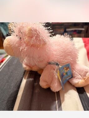 Webkinz Classic Pig NWT new code unused
